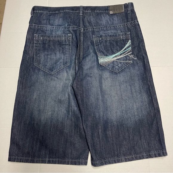 Rocawear Men's Denim Jean Shorts Baggy Long Relaxed Hip Hop Streetwear Sz 40 - Picture 2 of 9